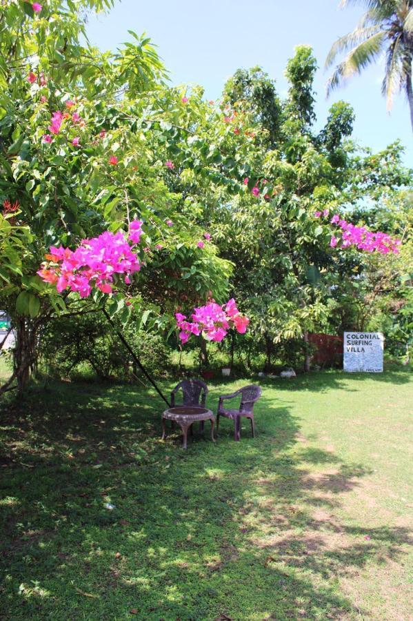 Colonial Surfing Villa Hostel & Home Stay Midigama Luaran gambar